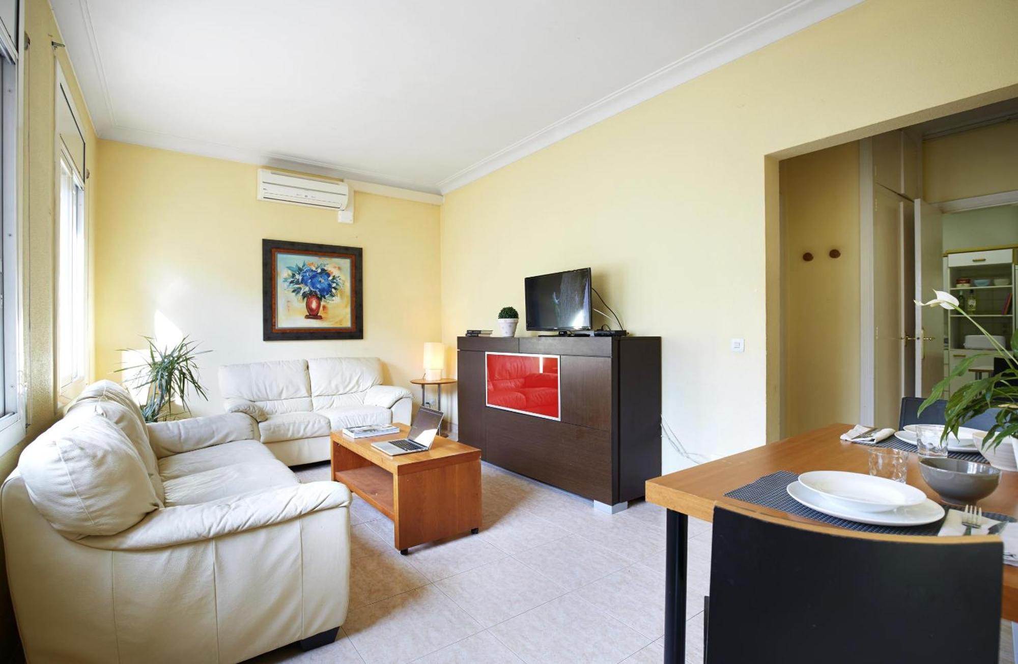 Apartamentos Calvet Barcelone Extérieur photo