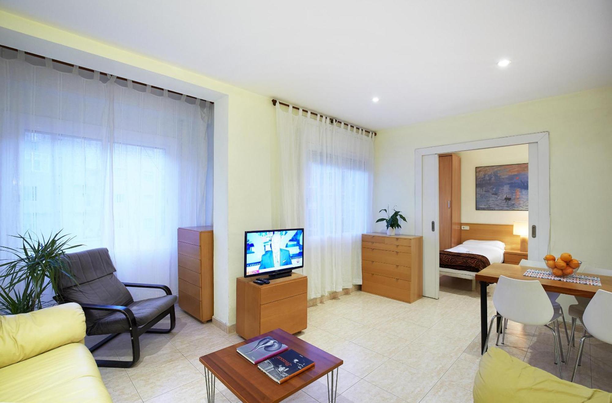 Apartamentos Calvet Barcelone Extérieur photo