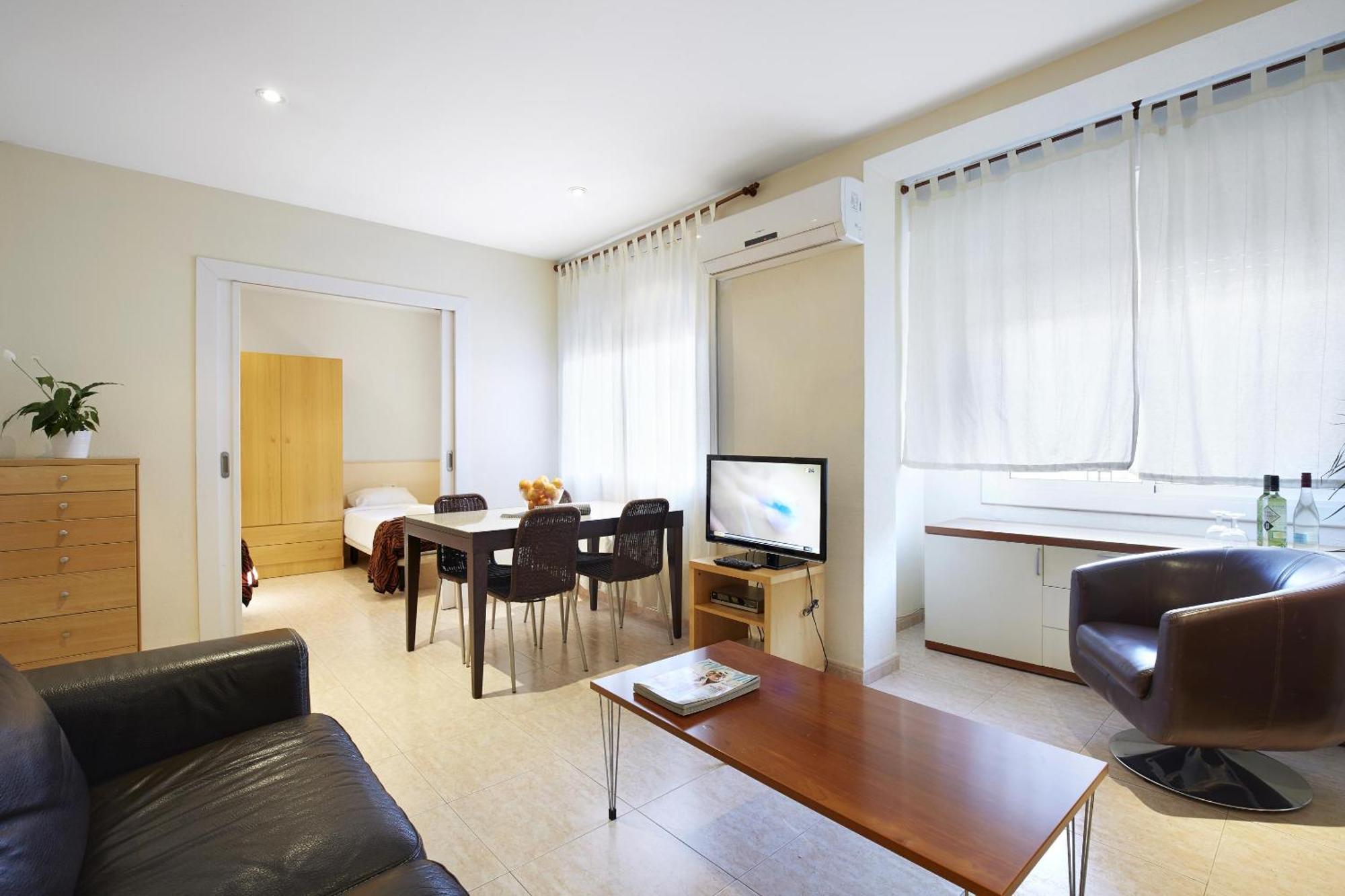 Apartamentos Calvet Barcelone Extérieur photo